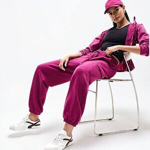 Athleta terry mid rise cargo jogger in Wildberry Wash W's L NEW NWT